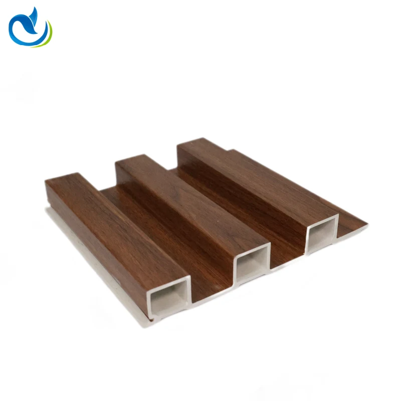 Grossistpriset dekorativa WPC staketpaneler